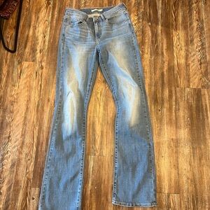 Women’s Levi’s Mid-Rise Bootcut Jeans